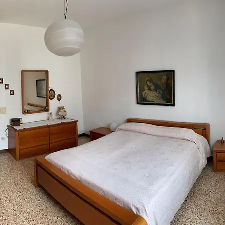 Apartament The Swan - Composed By 2 Mandello del Lario