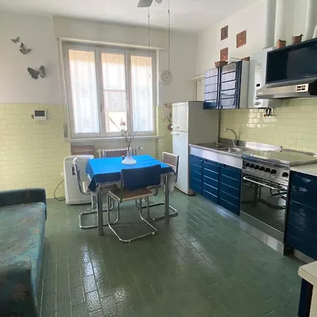 The Swan - Composed By 2 Apartament